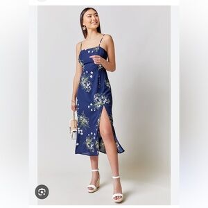 Francesca Averie navy floral daisy midi dress
